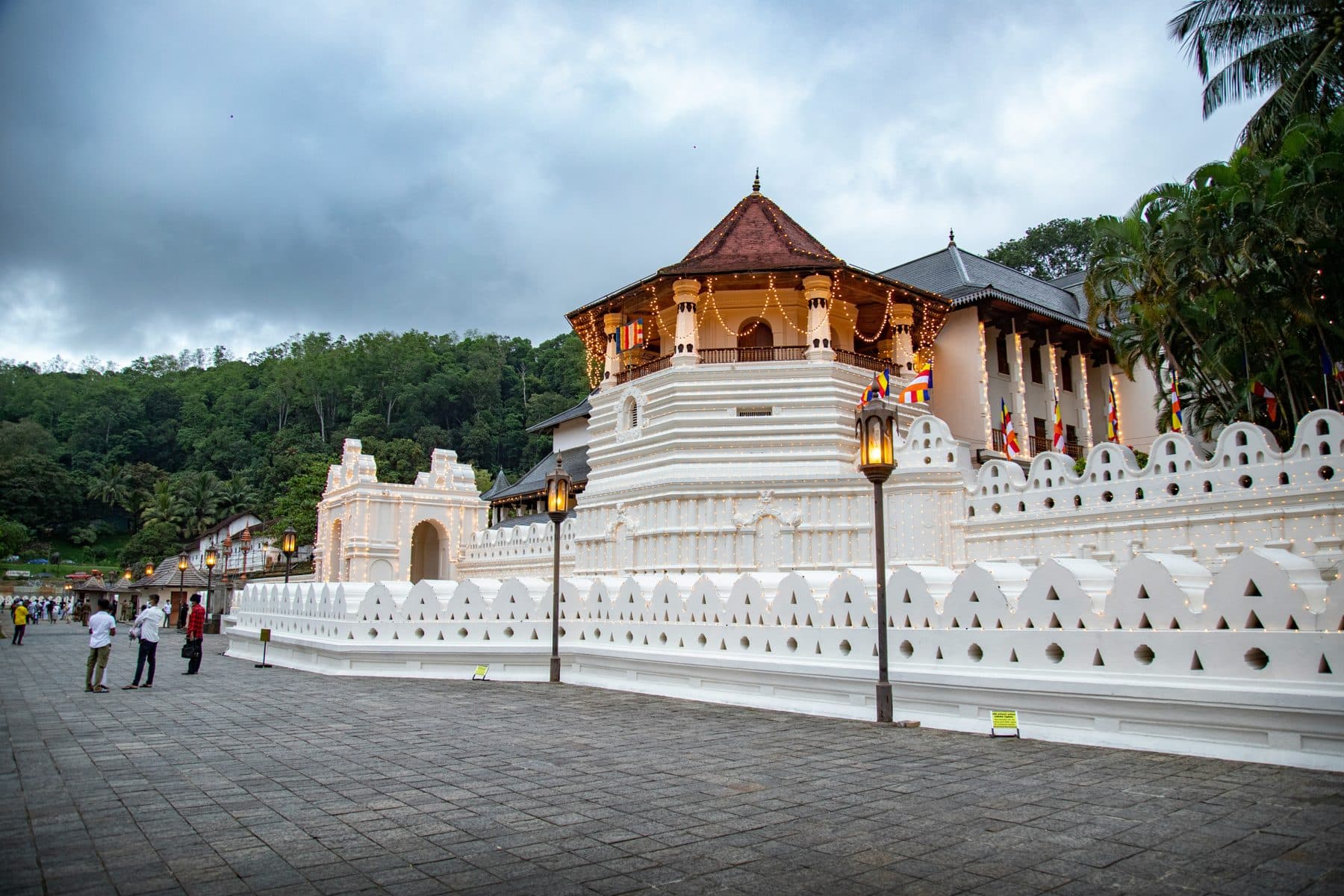 Temple of the Tooth photo 1